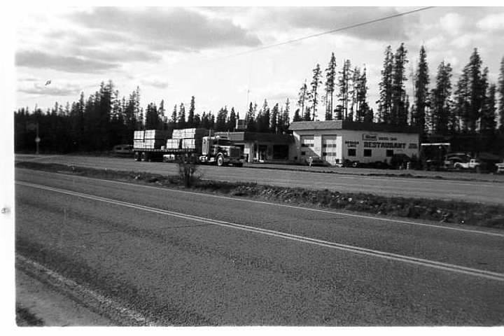 Truck Stop in Bromen Lake