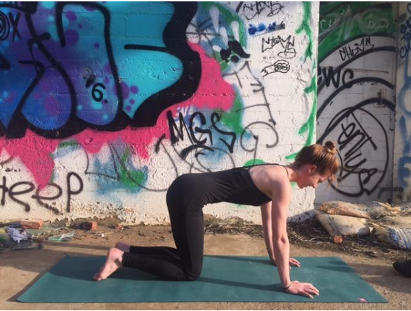 Make Your Spine Supple and Strong with Cat/Cow Pose (Marjaryasana/Bitilasana)  - AlrightNow